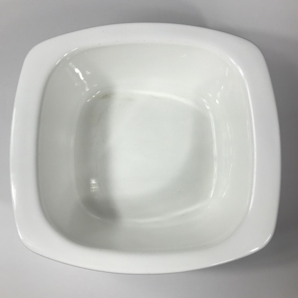 Vintage Corningware Dutch Oven 4Qt with Lid P-34-B - Picture 6 of 9